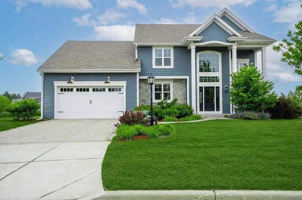 3122 Mendota COURT, Summit, WI 53066 - #1