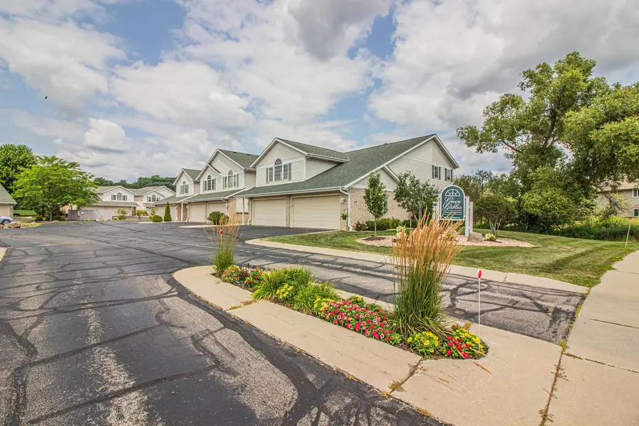 622 Shepherds DRIVE #3, West Bend, WI 53090 - #2