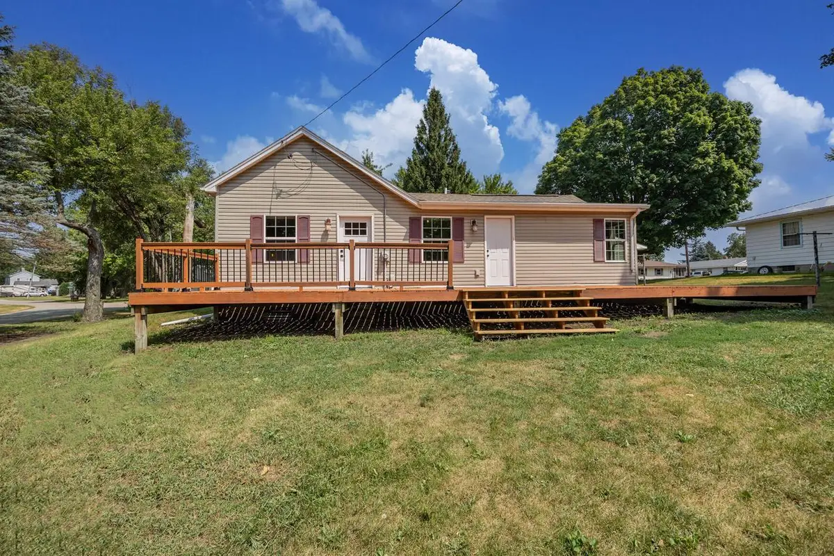 802 Beacon STREET, Palmyra, WI 53156 - #1