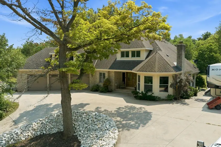 S86W30485 Stonegate DRIVE, Mukwonago, WI 53149 - #2