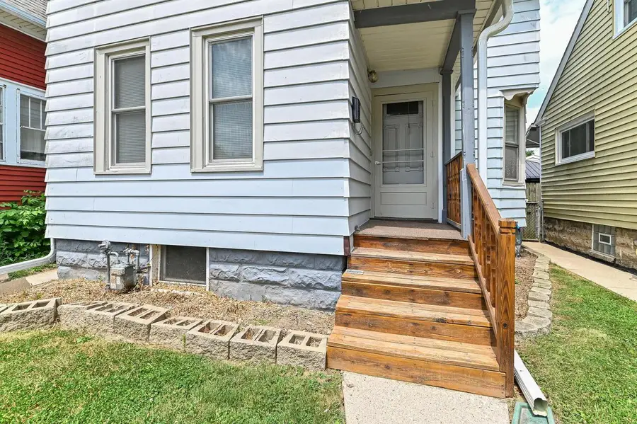 714 Marshall AVENUE, South Milwaukee, WI 53172 - #2