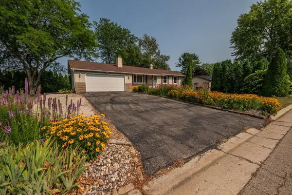 384 Ridge ROAD, Juneau, WI 53039