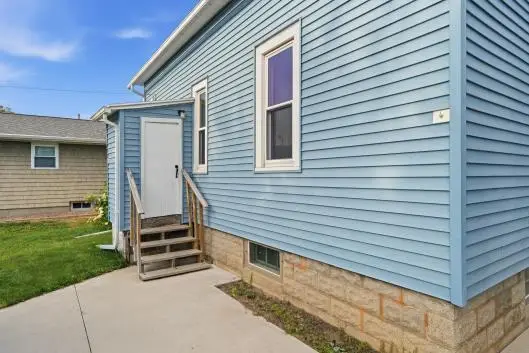 1516 N 23rd STREET, Manitowoc, WI 54220 - #3