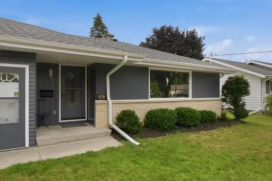 1661 Laurel STREET, Manitowoc, WI 54220 - #3