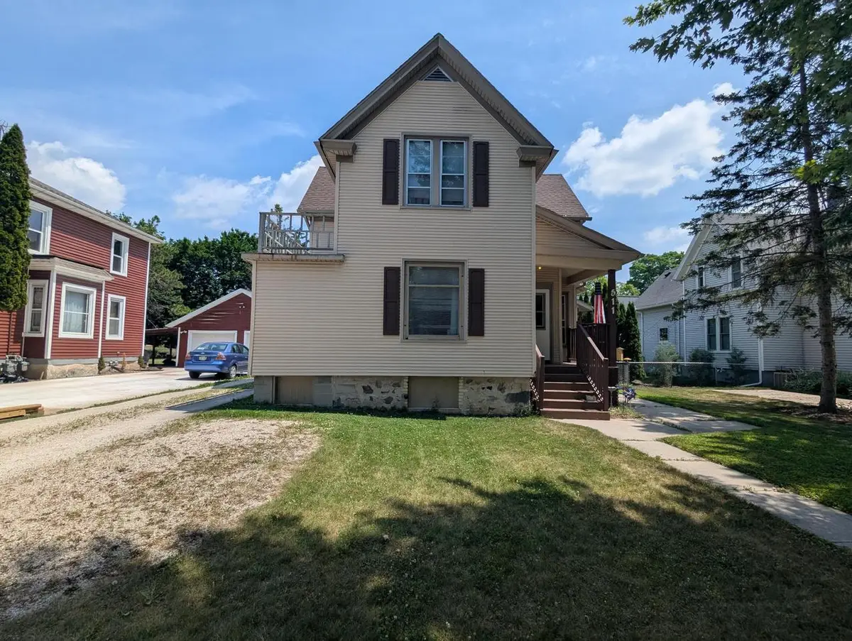 511 N Milwaukee STREET, Plymouth, WI 53073 - #1