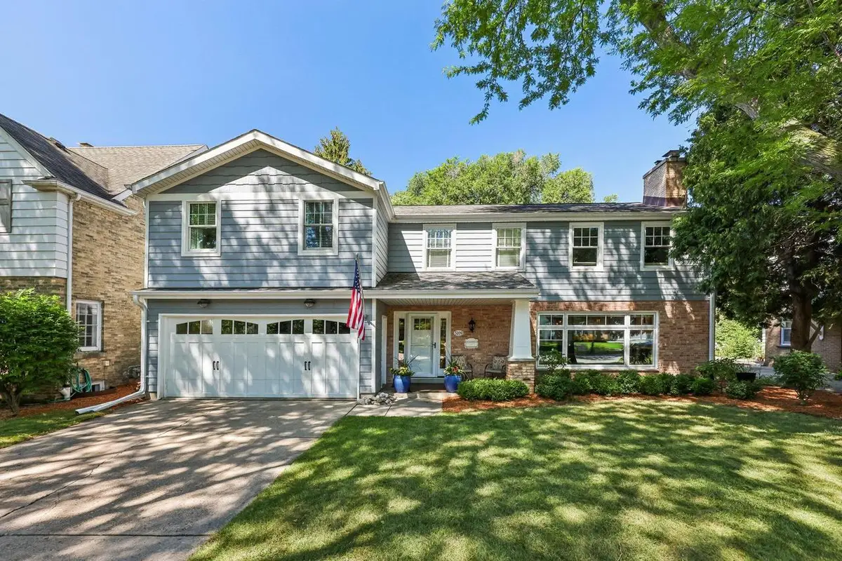 5109 N Woodburn STREET, Whitefish Bay, WI 53217 - #1