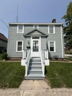 2702 Wollmer STREET, Manitowoc, WI 54220