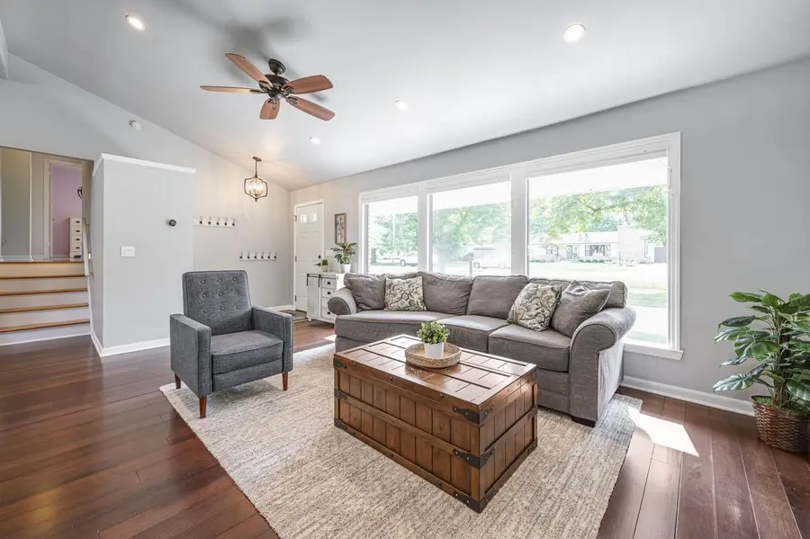 8680 N Regent ROAD, Fox Point, WI 53217 - #3