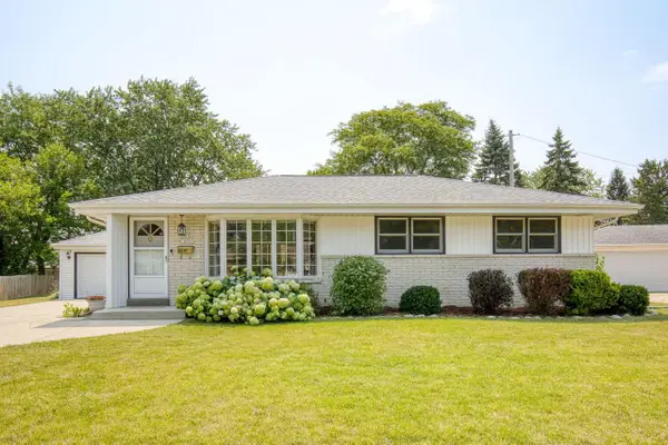 N87W18091 Summit DRIVE, Menomonee Falls, WI 53051