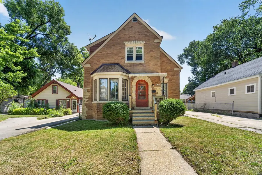 4700 N 50th STREET, Milwaukee, WI 53218 - #2