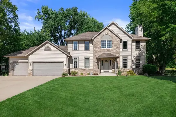 8620 S Hunting Park DRIVE, Franklin, WI 53132