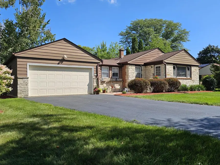 850 E Ellsworth LANE, Bayside, WI 53217 - #2
