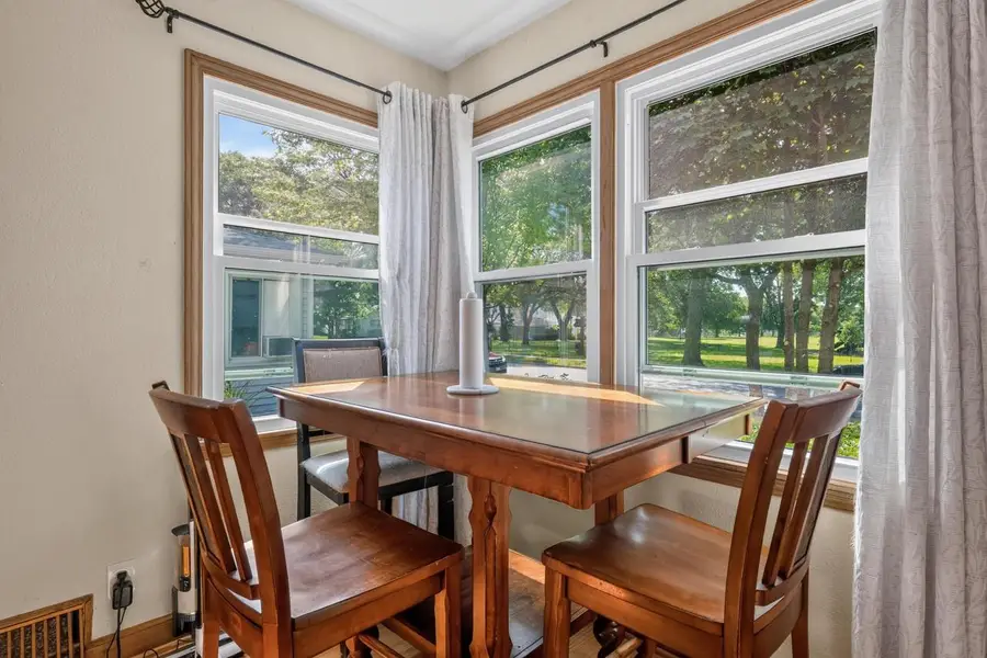 1826 E Fernwood AVENUE, Milwaukee, WI 53207 - #3