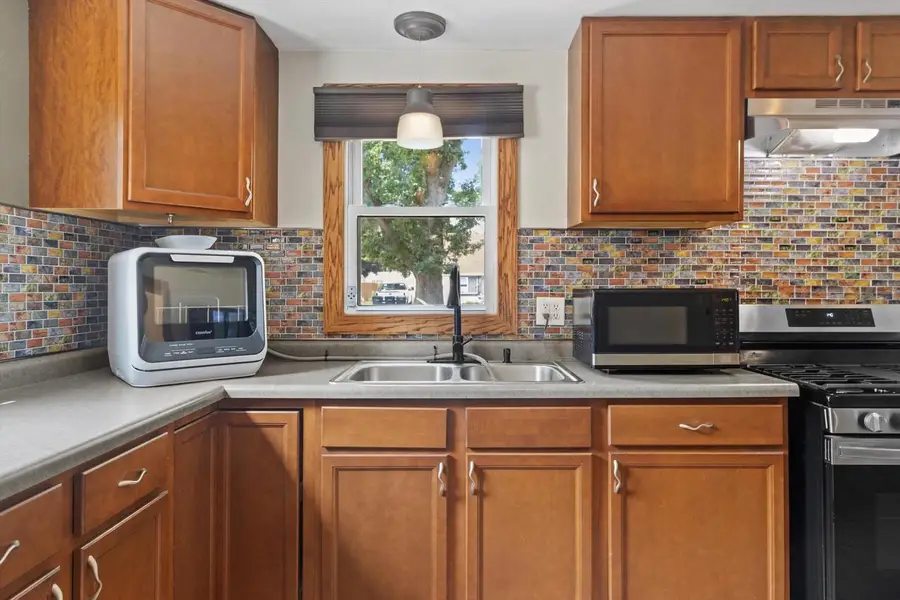 1315 Gartland AVENUE, Janesville, WI 53548 - #3