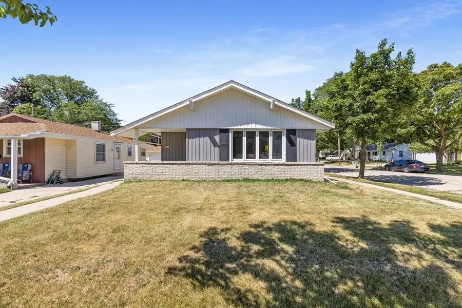 9600 W Morgan AVENUE, Milwaukee, WI 53228 - #2