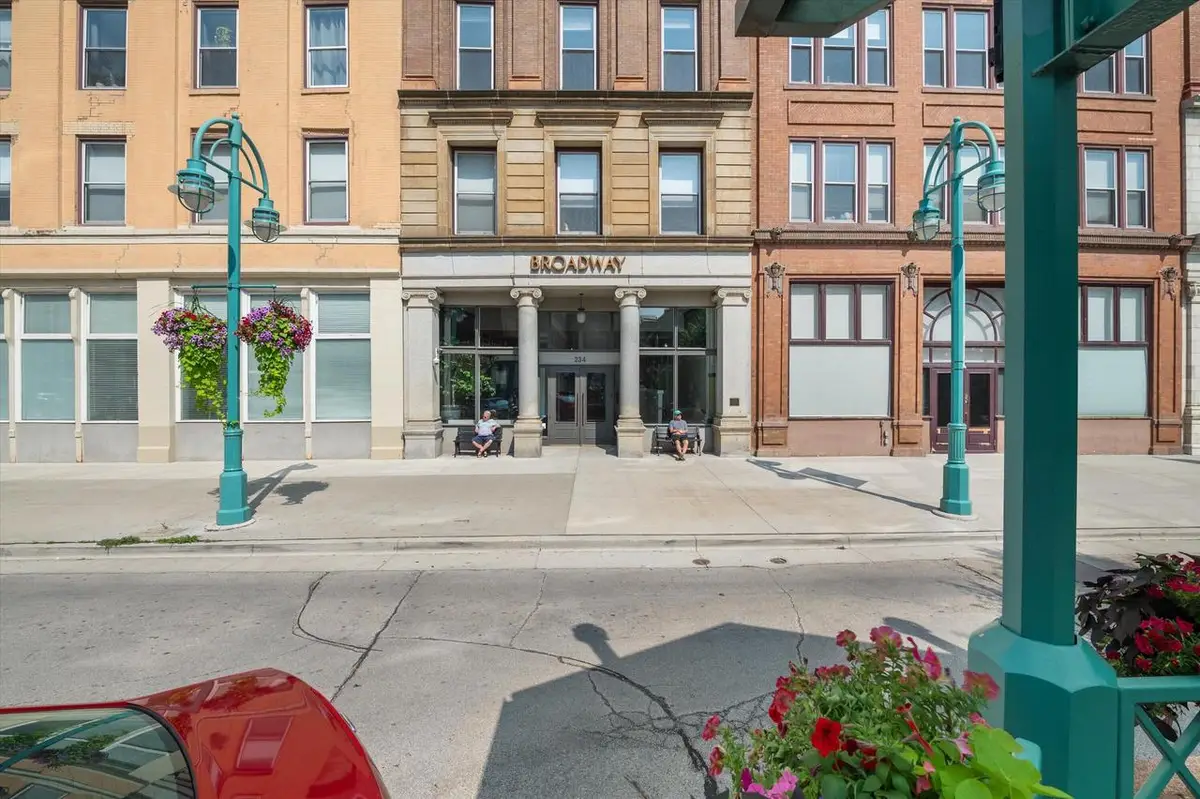 234 N Broadway #418, Milwaukee, WI 53202 - #1