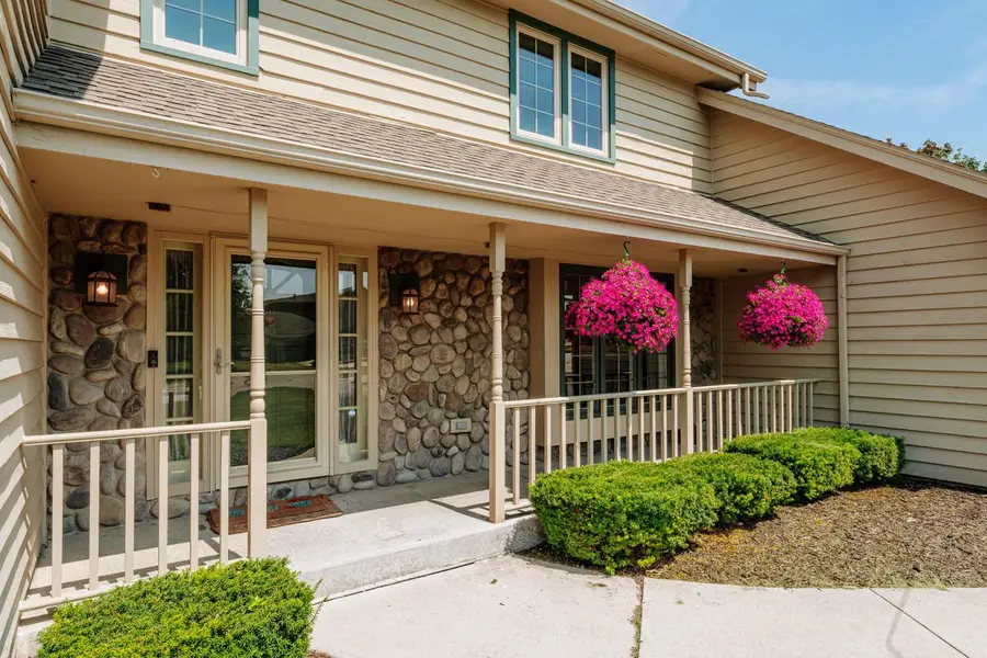 N102W16808 Bittersweet TRAIL, Germantown, WI 53022 - #3