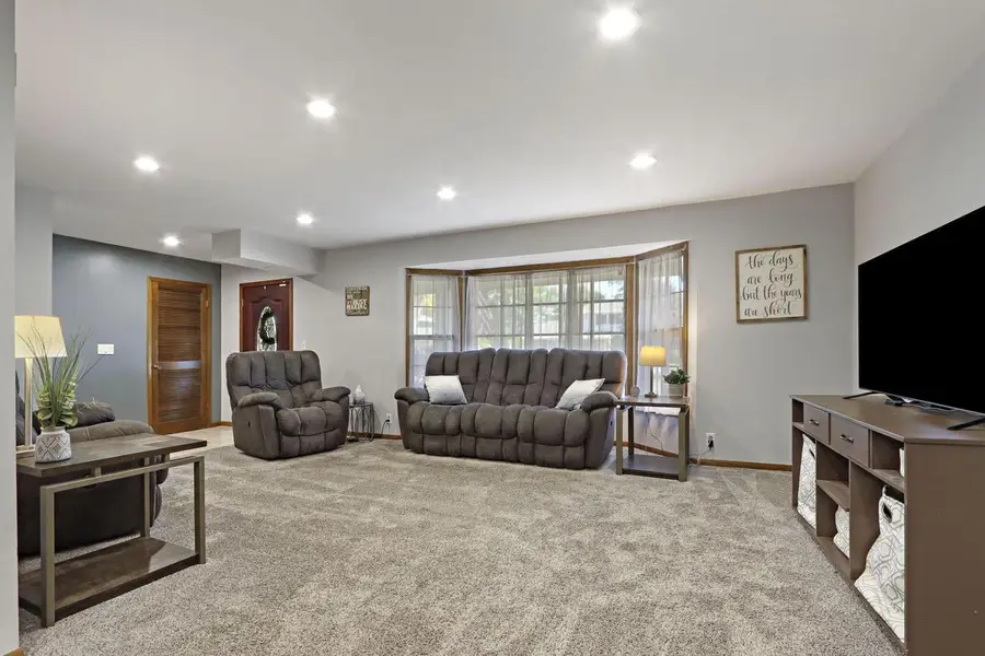 3625 S Brentwood ROAD, New Berlin, WI 53151 - #2