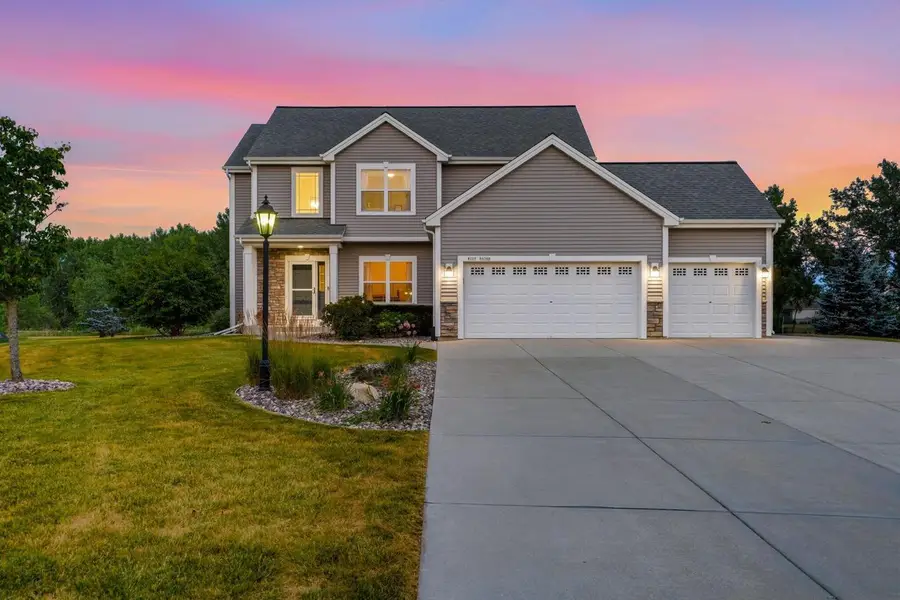 W229N4340 Baker COURT, Pewaukee, WI 53072 - #2