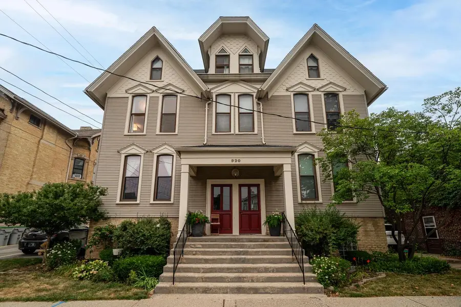 920 E Pleasant STREET #2, Milwaukee, WI 53202 - #2