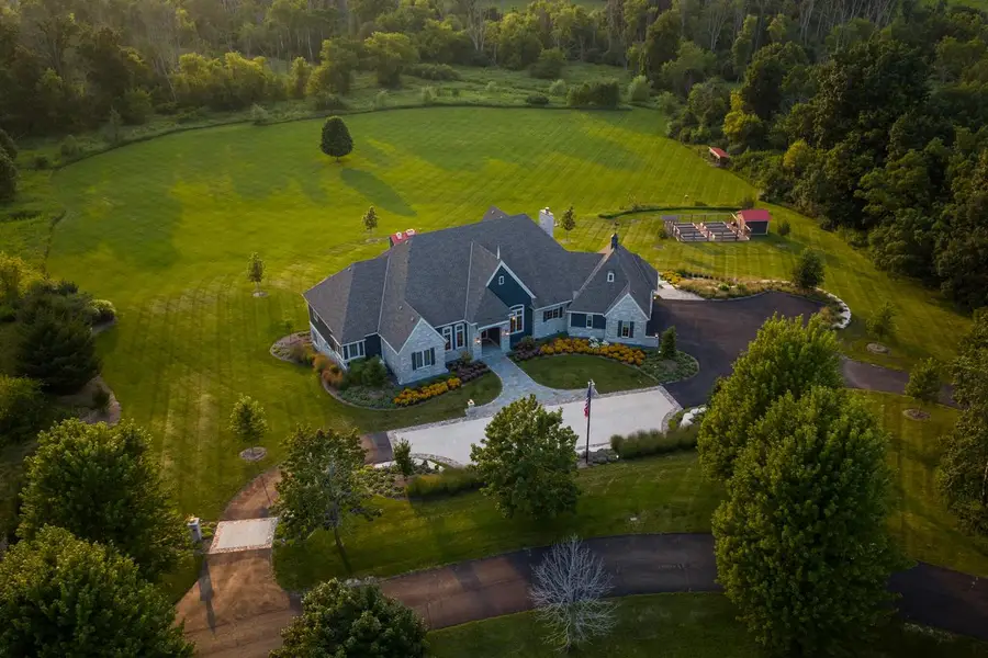 1433 Glendalough COURT, Hartford, WI 53027 - #2
