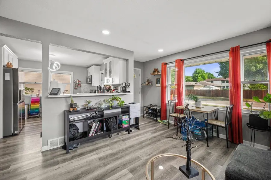 3712 W Kiley AVENUE, Milwaukee, WI 53209 - #2