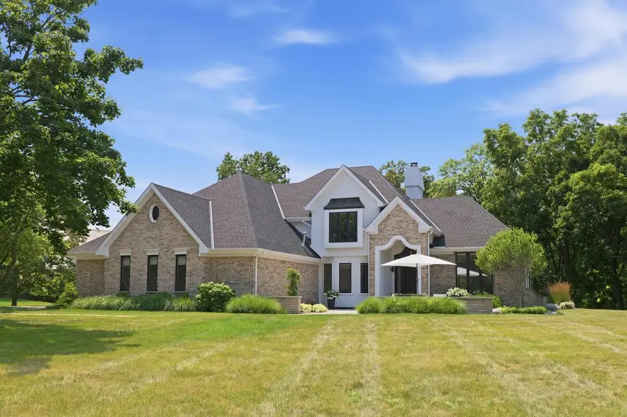 W307N2873 Fieldwood DRIVE, Pewaukee, WI 53072 - #2