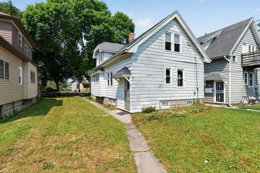 5358 N 39th STREET, Milwaukee, WI 53209 - #2
