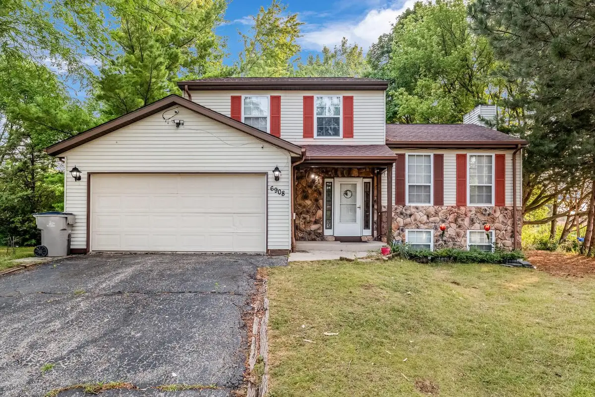 6908 W Marine COURT, Milwaukee, WI 53223 - #1