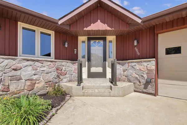 6050 Mill STREET, Burlington, WI 53105