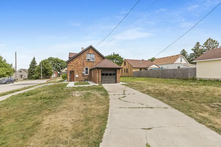 1313 Marquette AVENUE, South Milwaukee, WI 53172 - #2