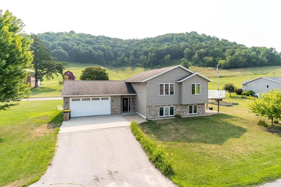 701 Spring COURT, Brownsville, MN 55919 - #2