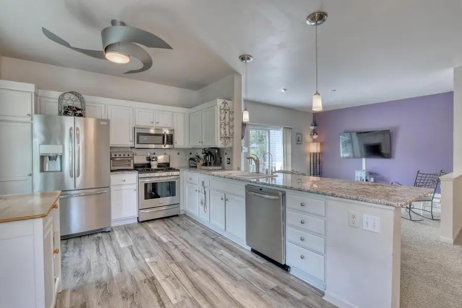 14025 W Lenox DRIVE, New Berlin, WI 53151 - #3