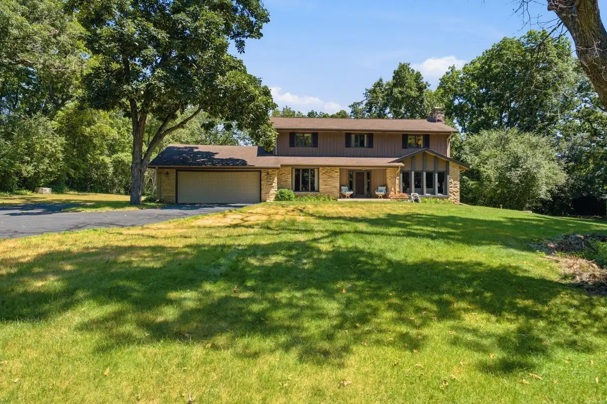 W286S4660 Woods ROAD, Waukesha, WI 53189 - #1