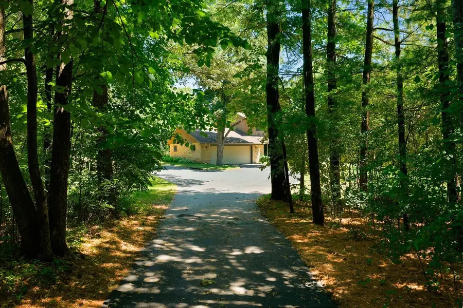 W286S4660 Woods ROAD, Waukesha, WI 53189 - #3