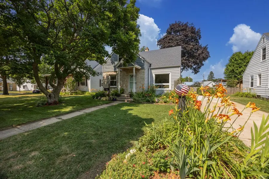 1508 E Tripoli AVENUE, Milwaukee, WI 53207 - #3
