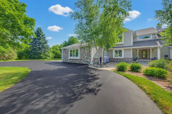 W220N11412 Amy Belle ROAD, Germantown, WI 53022