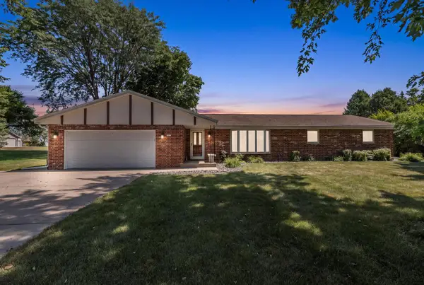 4112 Mueller DRIVE, Hartford, WI 53027