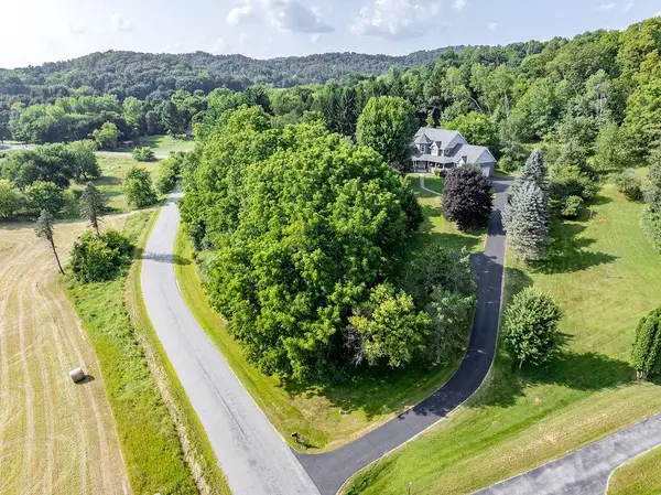 N5590 Moos ROAD, Onalaska, WI 54650