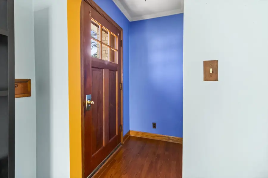 1704 Milwaukee AVENUE, South Milwaukee, WI 53172 - #2