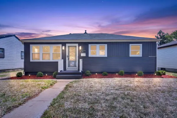 8127 W Glen AVENUE, Milwaukee, WI 53216