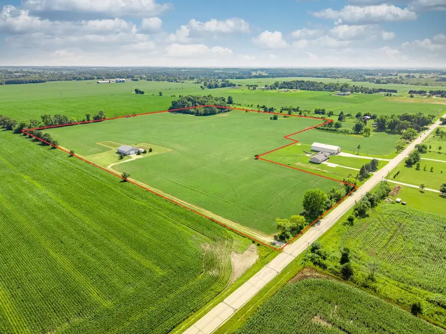 21605 1ST STREET, Kansasville, WI 53139 - #2