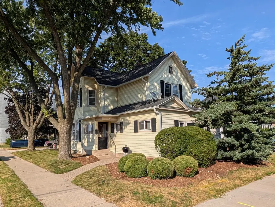 248 W Chestnut STREET #516 Kendall St, Burlington, WI 53105 - #2