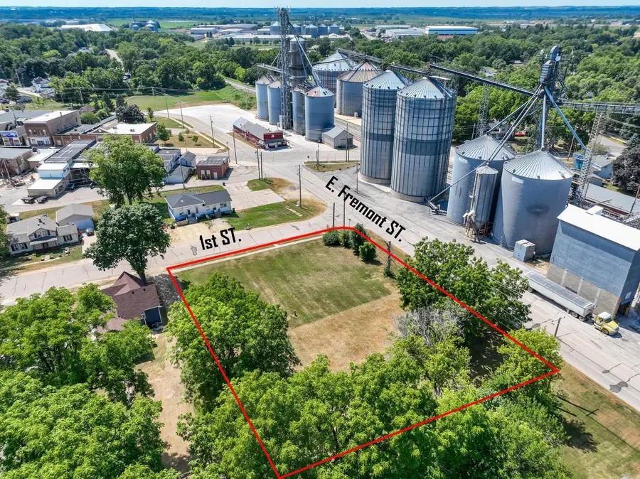 37 1ST STREET, Darien, WI 53114 - #2