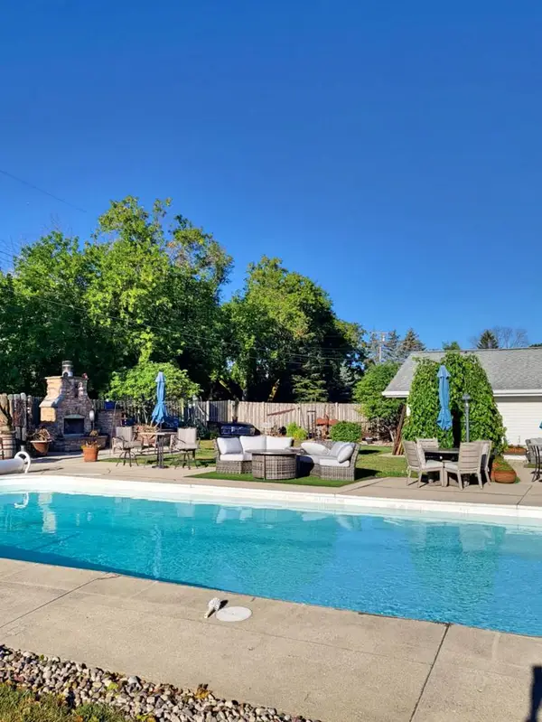 3513 Mercury LANE, Racine, WI 53404