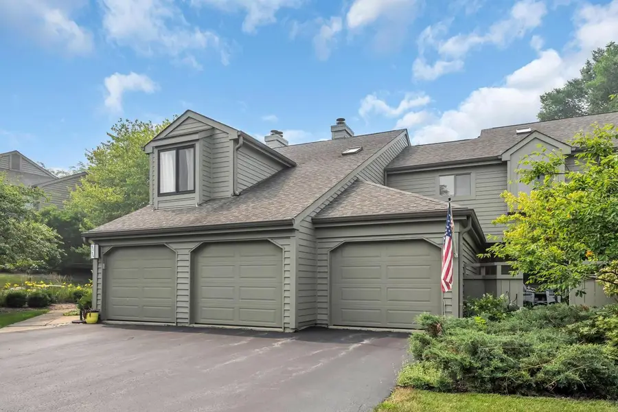 900 Shoreline ROAD, Lake Barrington, IL 60010 - #3