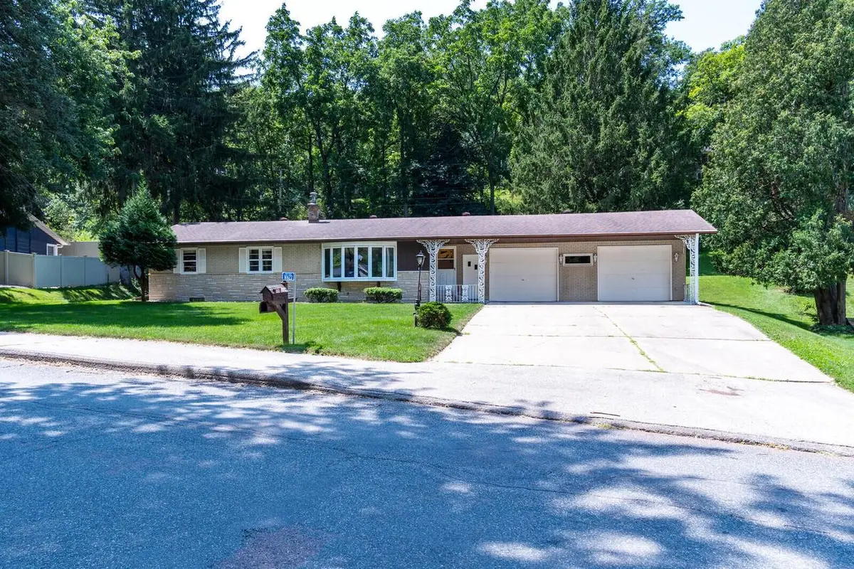 N1623 Hagen ROAD, La Crosse, WI 54601 - #1