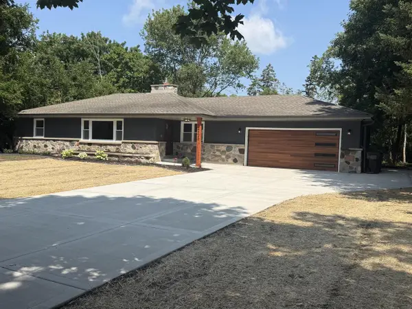 14120 W Howard AVENUE, New Berlin, WI 53151