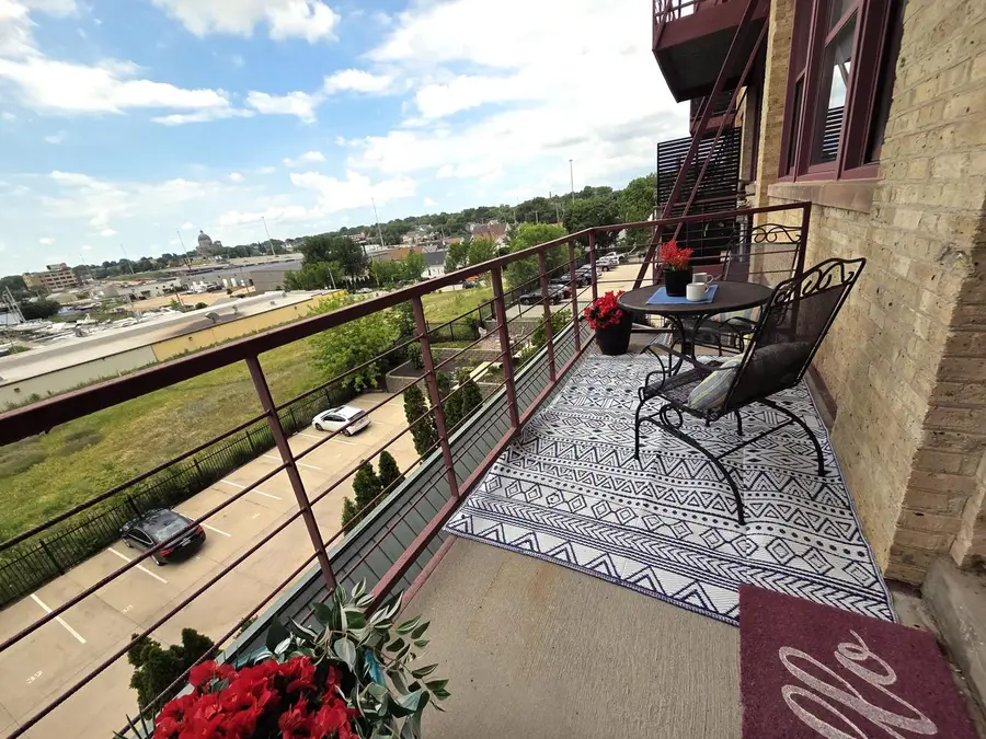 215 W Maple STREET #307, Milwaukee, WI 53204 - #2
