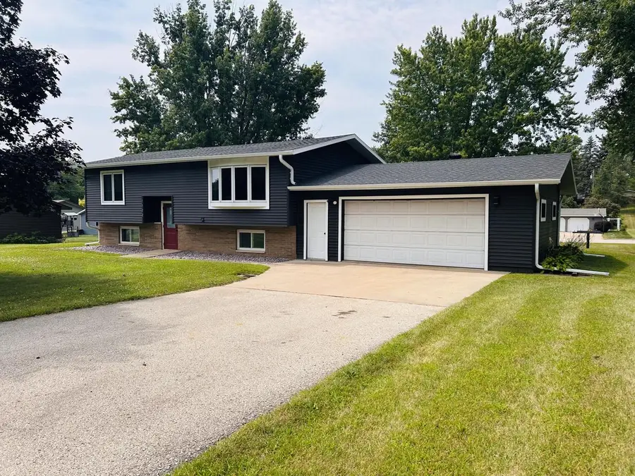1522 Sand Lake ROAD, Holmen, WI 54636 - #2